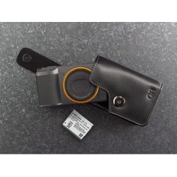 Ricoh GR III Street Edition Kompakt Dijital Fotoğraf Makinesi (Pil ve Kılıf Set)-YENİ!