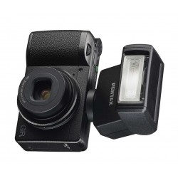 Ricoh GR IIIx Kompakt Dijital Fotoğraf Makinesi