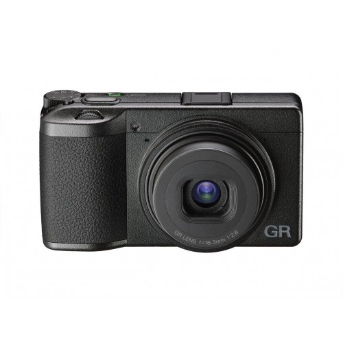 Ricoh GR III Kompakt Dijital Fotoğraf Makinesi  